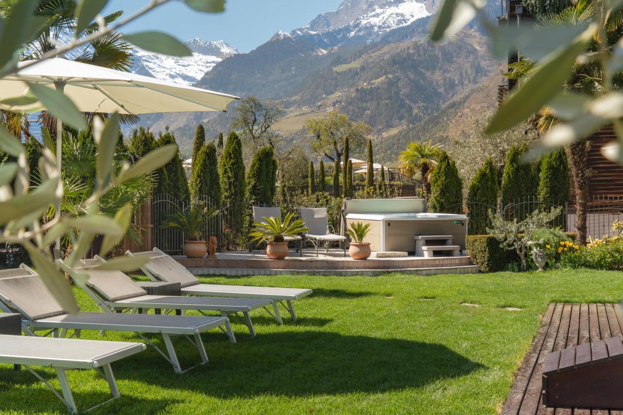 Hotel Alpenhof 3*