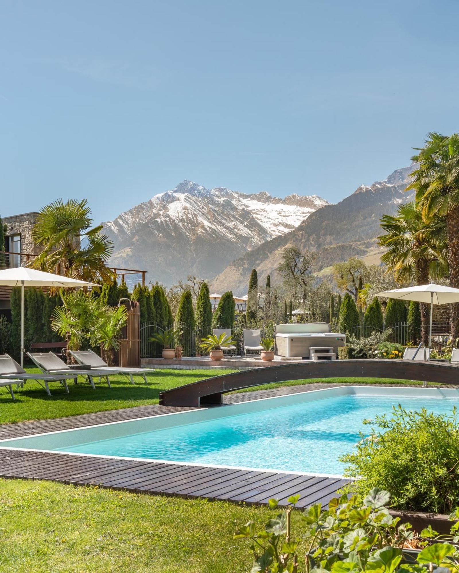 Alpenhof Hotel 3*