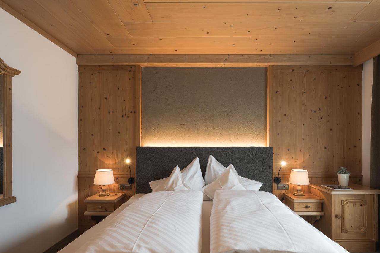 Alpenhof Hotel Tirolo